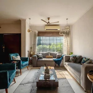 https://aravali-woods.top-gurgaonhotels.com